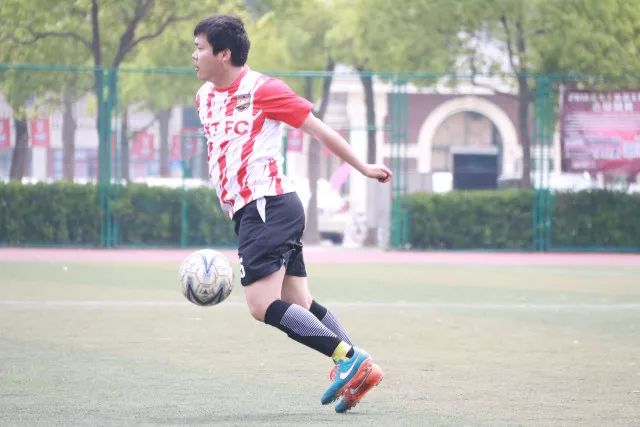 曼晚用FM模拟曼城冬窗操作：引进博尼法斯