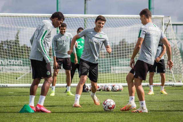 齐尔克泽已经连续17场进球荒 阿莫林能拯救他吗？